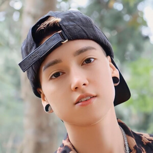 maricnteno Headshot 2 of 6