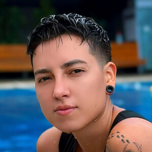 maricnteno Headshot 4 of 6