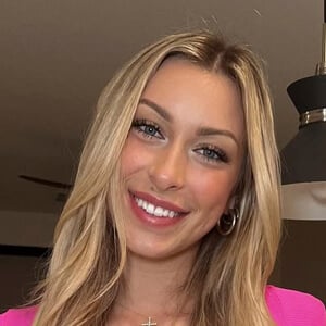 Marika Lyszczyk Headshot 5 of 9