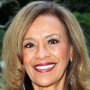 Marilyn McCoo - Bio, Family, Trivia | Famous Birthdays