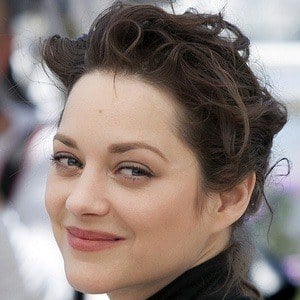 Marion Cotillard at age 40