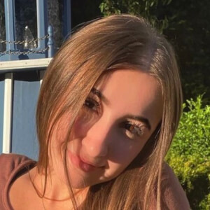 marisaax3 Headshot