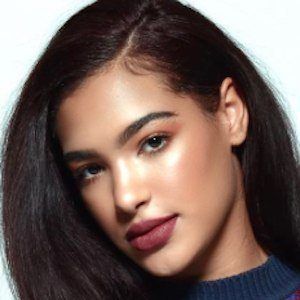 Marissa Hopkins - Age, Family, Bio | Famous Birthdays