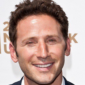 Mark Feuerstein Headshot 4 of 6