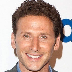 Mark Feuerstein Headshot 5 of 6