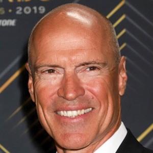 Mark Messier Headshot 4 of 10