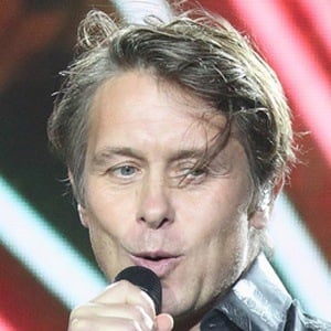 Mark Owen Headshot 8 of 8