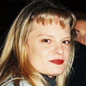 Martha Plimpton Headshot 10 of 10