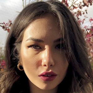 martinamicole Headshot 9 of 10