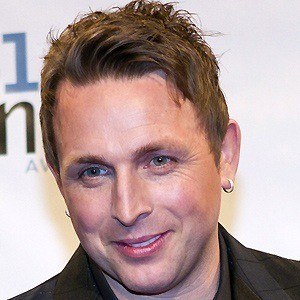 Marty Stuart - Bio, Family, Trivia | Famous Birthdays