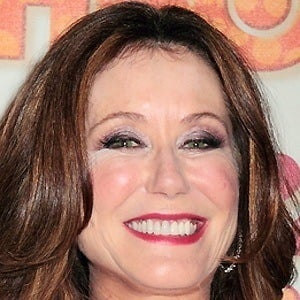 Mary McDonnell - Bio, Family, Trivia | Famous Birthdays