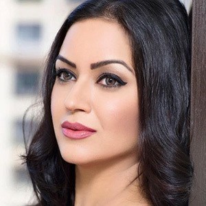 Maryam Zakaria Headshot 4 of 6