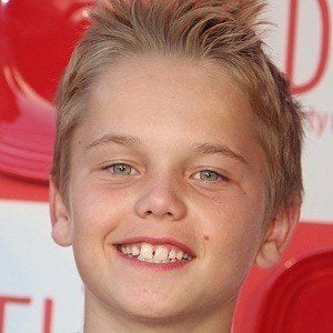 Mason Vale Cotton - Bio, Facts, Family | Famous Birthdays