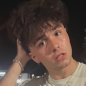 matt.burnsss Headshot 6 of 9