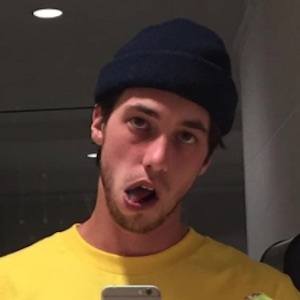 Plys dukke Tag ud søm Matt Champion - Age, Family, Bio | Famous Birthdays