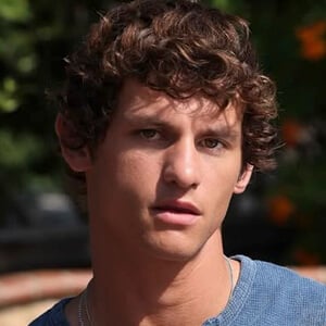 Matty Caron Headshot 6 of 6