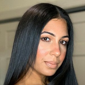 Maybelline Perez Headshot 6 of 10