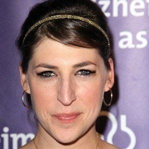 Mayim Bialik - Bio, Family, Trivia | Famous Birthdays
