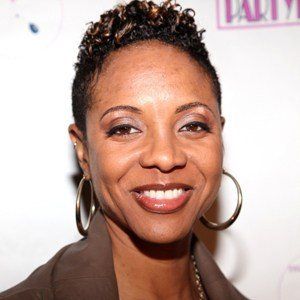 MC Lyte Headshot 6 of 10