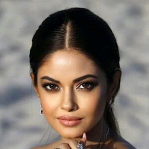 Meera Chopra Headshot 5 of 9