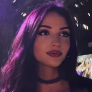 Meg Bennett Headshot 2 of 2