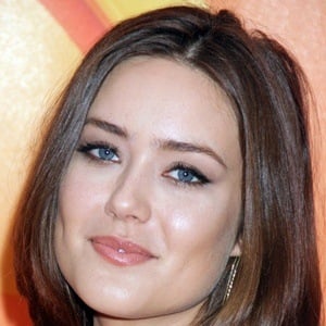 Megan Boone Headshot 5 of 6