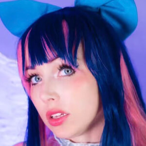 Megan Coffey Headshot 8 of 10