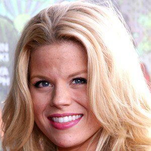 Megan Hilty - Bio, Facts, Family | Famous Birthdays