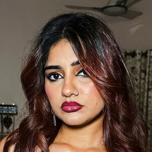 meghaashahh Headshot 4 of 6