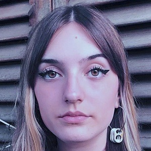 Melany Fernández Headshot 8 of 10