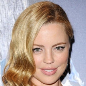 Melissa George Headshot 8 of 10