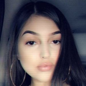 Melody Valadez Headshot