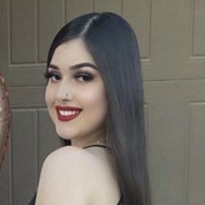 Melody Valadez Headshot