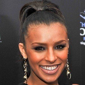 Melody Thornton Headshot 9 of 10