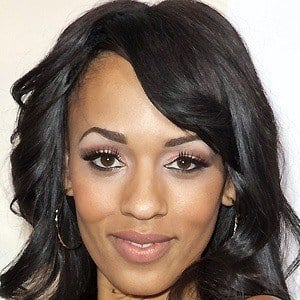 Melyssa Ford Headshot 5 of 10