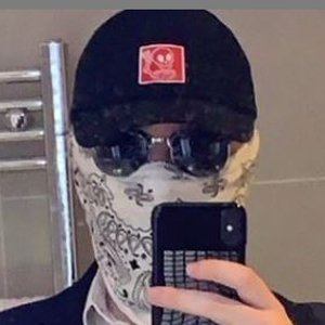 Memeulous Headshot 6 of 10