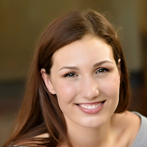 Mia Heide Headshot 2 of 5