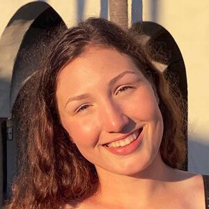 Mia Heide Headshot 3 of 5