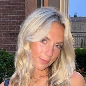 Mia Positano Headshot 2 of 7