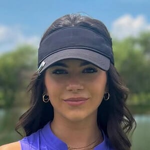 Mia Sweitz Headshot 4 of 9