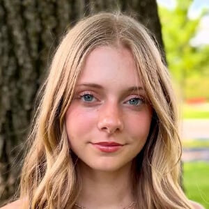 Mia VW Headshot 5 of 7