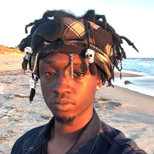 Miahmooooo Headshot 4 of 5