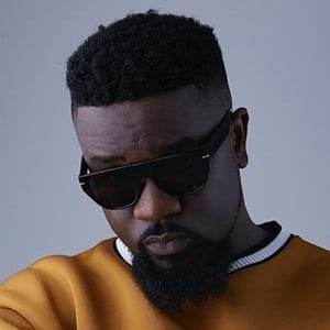 Sarkodie Headshot 3 of 8