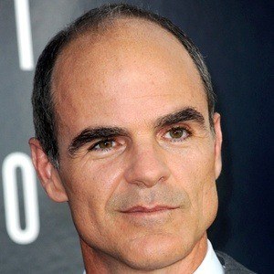 Michael Kelly Headshot 7 of 10