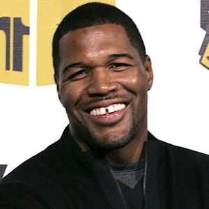 Michael Strahan Headshot 6 of 10