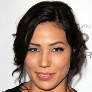 Michaela Conlin Headshot 6 of 8