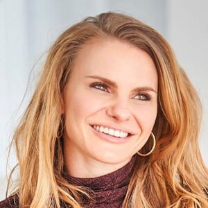 Michele Romanow Headshot 3 of 6