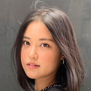 Michelle Choi Headshot 8 of 13