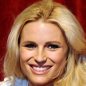 Michelle Hunziker Headshot 5 of 7