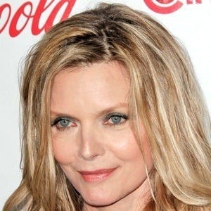 Michelle Pfeiffer Headshot 6 of 10